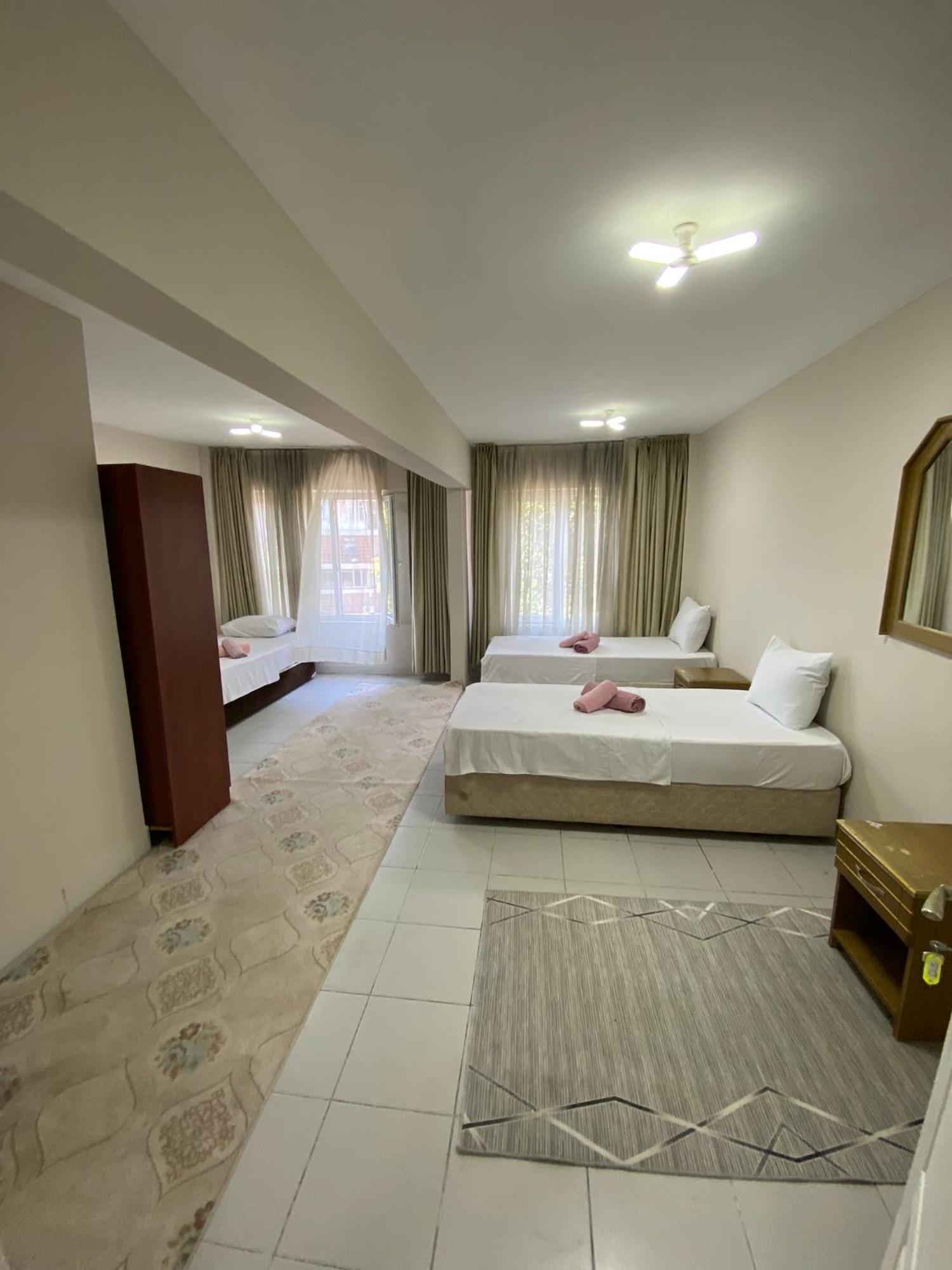 Ceylan Hotel Istanboel Buitenkant foto